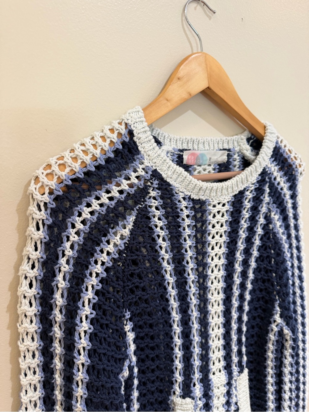 Free People Beach Dayton pullover sweater blue white striped crotchet size XS - Picture 4 of 11